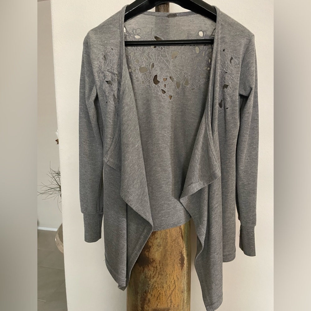 POOF~Gray Open draped Front Women Shacket Excellent Condition eyelet back SZ M